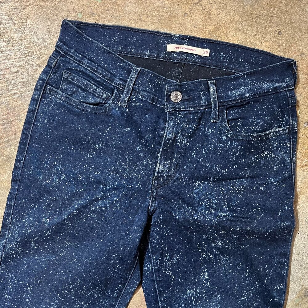 Levis 710 Women's Super Skinny bleach splatter / drip dark indigo denim jeans